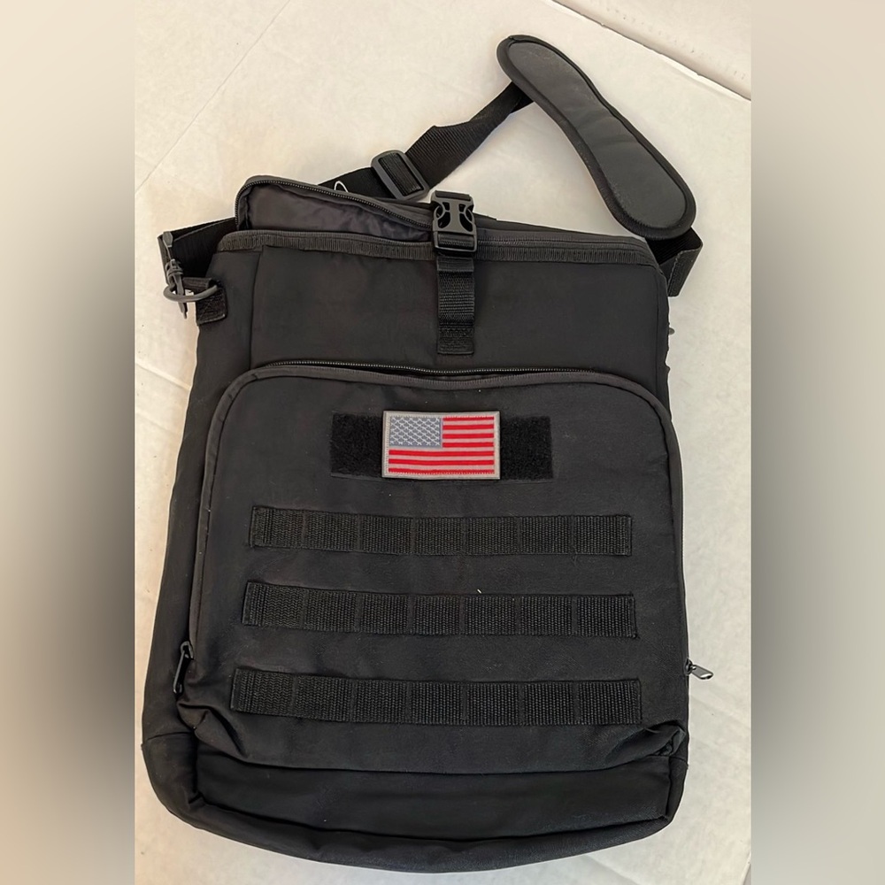 S.O.C. Tactical Laptop Bag (Sandpiper of California) - Picture 8 of 12